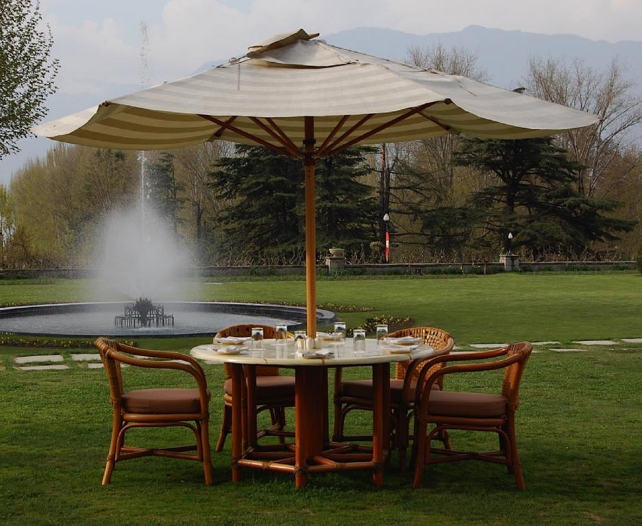 The Lalit Grand Palace Srinagar Exterior foto